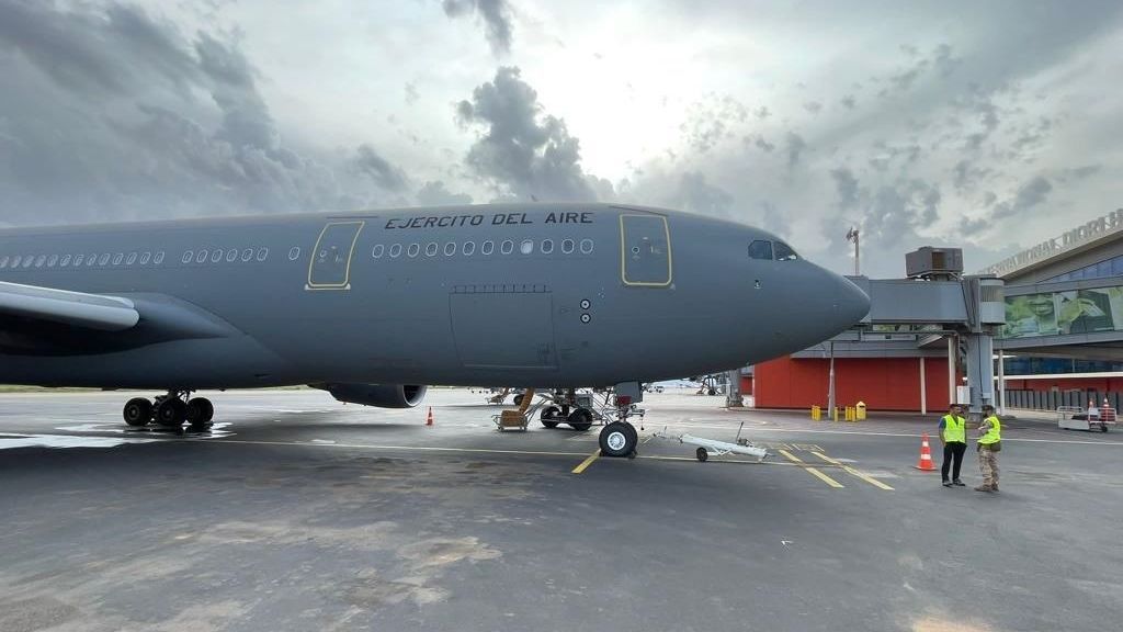 Arriba a Madrid el avión militar con 74 repatriados de Níger, 16 de ellos españoles – Deporticos