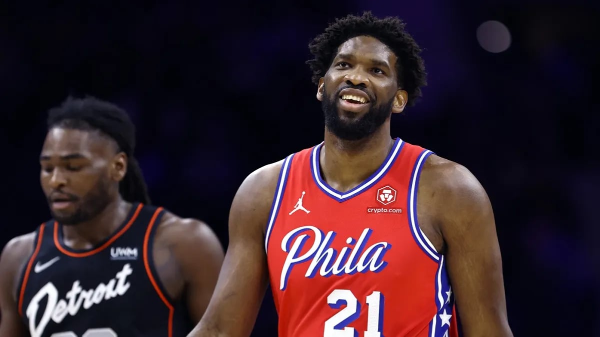 Dodo Finance: Key Takeaways from Embiids Record-Breaking 30-and-10 Streak in Sixers Dominant Victory