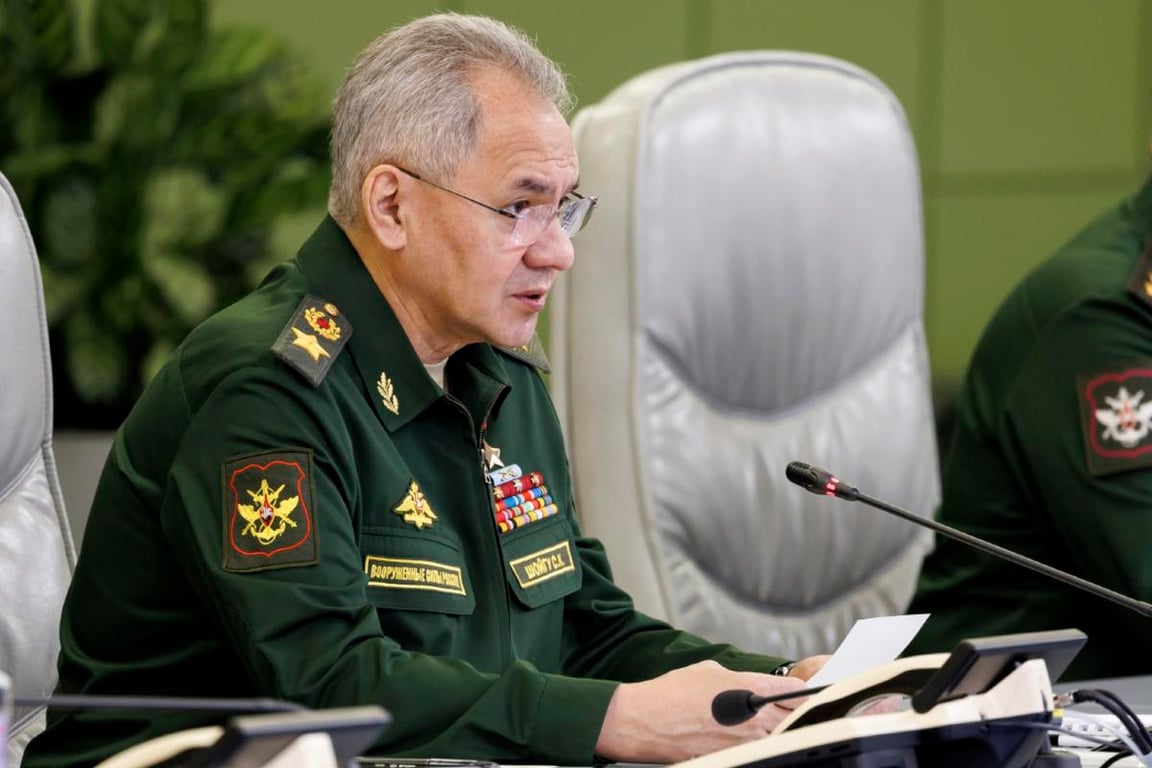 Russian defense minister warns French counterpart against sending troops to Ukraine