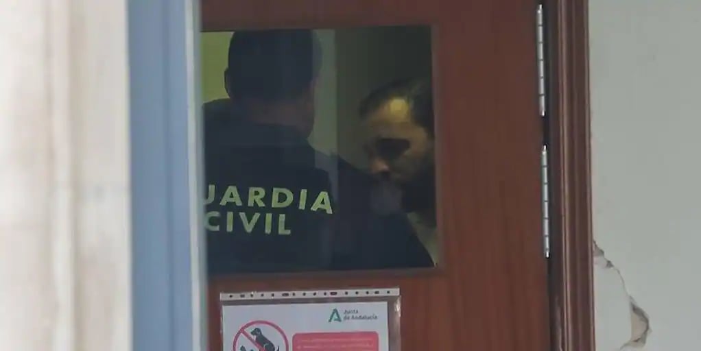 Photo of En vídeo: La detención de Antonio Tejado por robar en la casa de su tía María del Monte – Oncenoticias