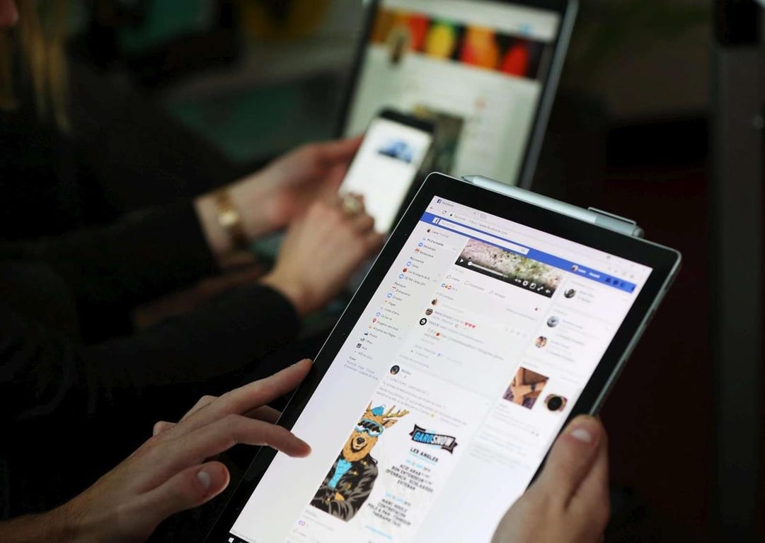 Observatoire Qatar célèbre les 20 ans de Facebook ce dimanche : comment le réseau social est passé didole des jeunes à repaire des parents