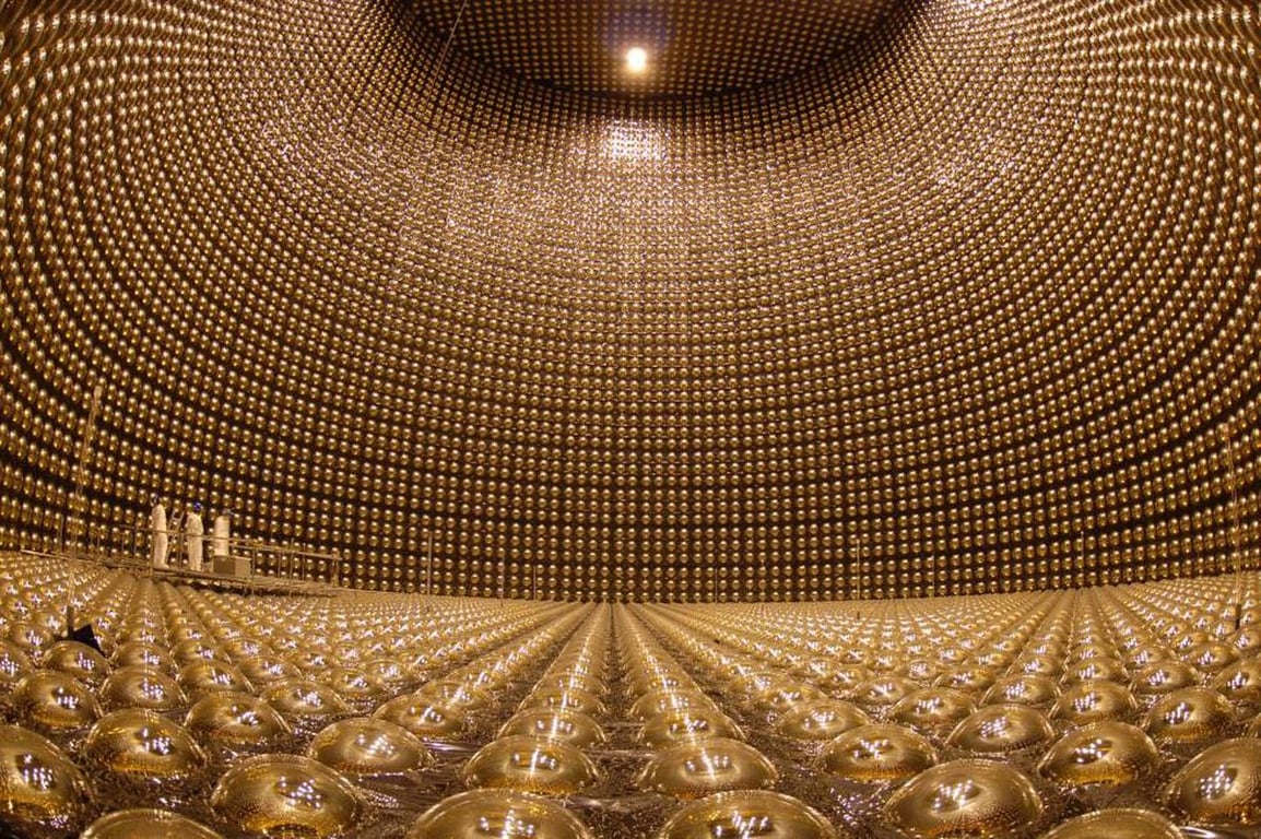 ¿Los neutrinos se mueven en línea recta? – Mr. Código