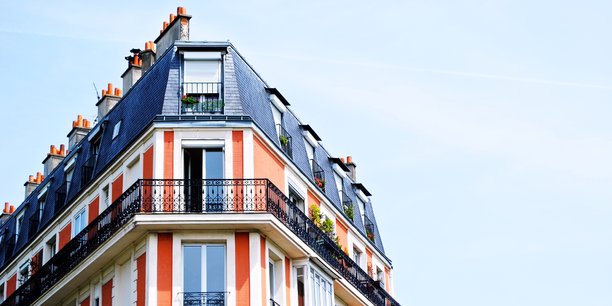 Titre en français pour mon site web Cosmo Sonic: 
Immobilier : comment le gouvernement prévoit dutiliser les logements locatifs intermédiaires pour résoudre la crise