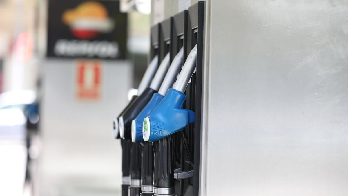 Photo of Estas son las 10 gasolineras más baratas de Barcelona hoy, viernes 25 de agosto – Oncenoticias