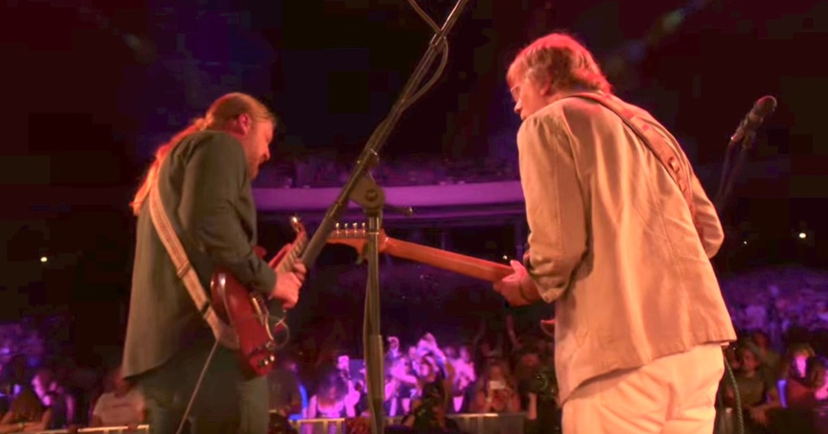 Heartland Magazine Phish Concludes Flood Benefit at SPAC with