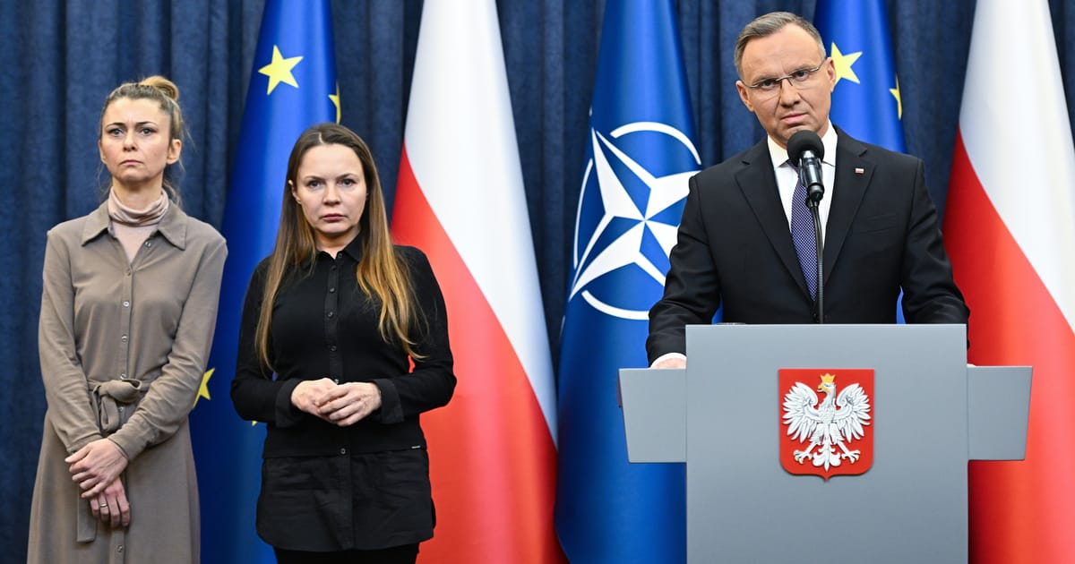 Polands President Duda Vows Pardon for Imprisoned MPs