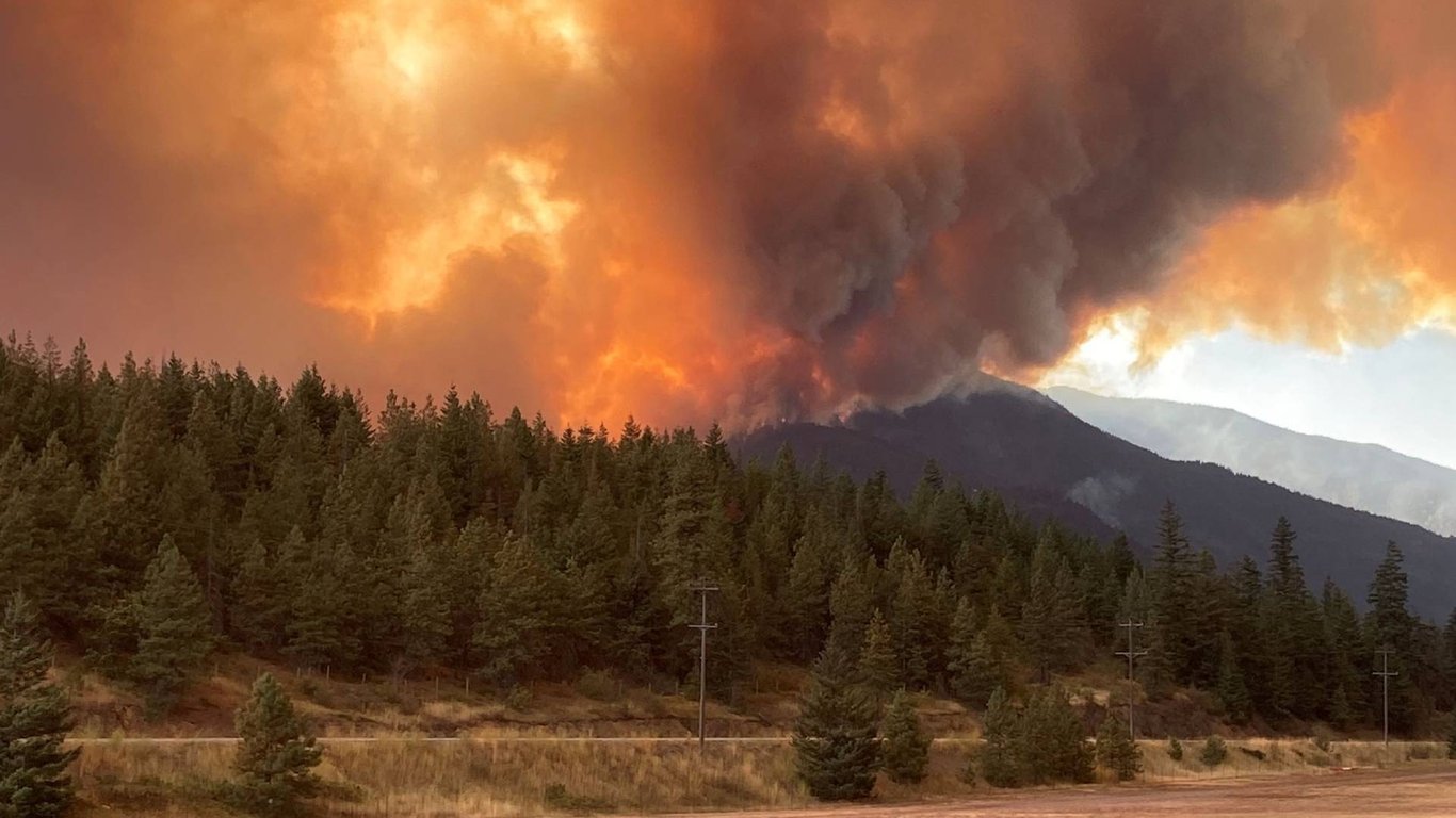 El Oeste de Canadá declara estado de emergencia por el aumento de incendios