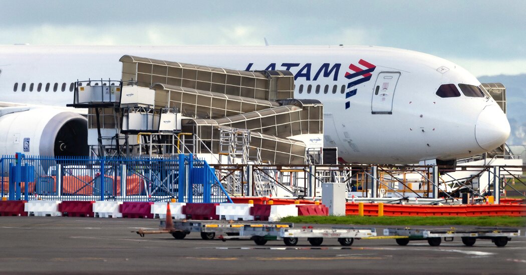 Boeing Issues Directive for Airlines to Inspect 787 Cockpit Seats Following Latam Incident