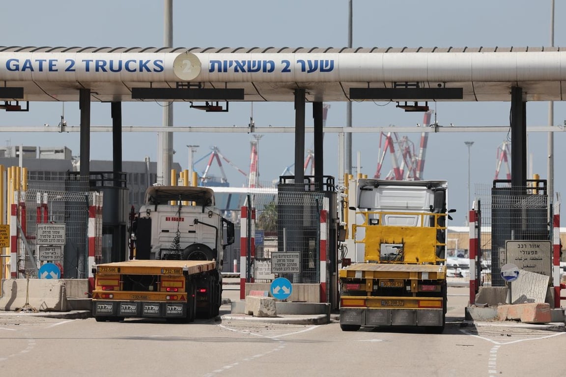 Netanyahu cede y anuncia apertura de paso y puerto para más ayuda a Gaza