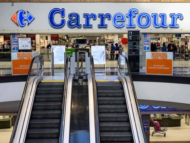Carrefour, Stop a Pepsi e 7Up nei supermercati francesi: Prezzi troppo alti
