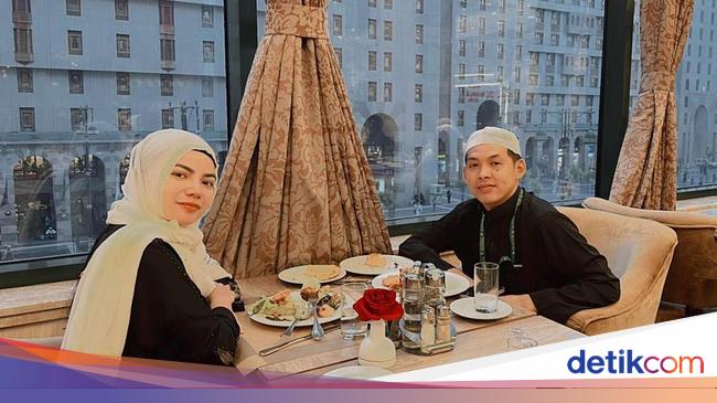 Ada Isu Selingkuh, Koh Apex Umrah Bareng Dinar Candy – SAMOSIR News