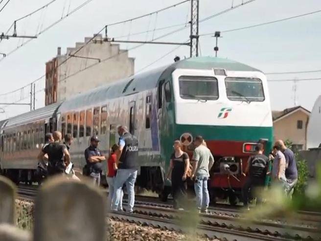 Torino, la strage del treno: cosa è successo a Brandizzo, dove sono morti 5 operai. Lorrore e le colpe