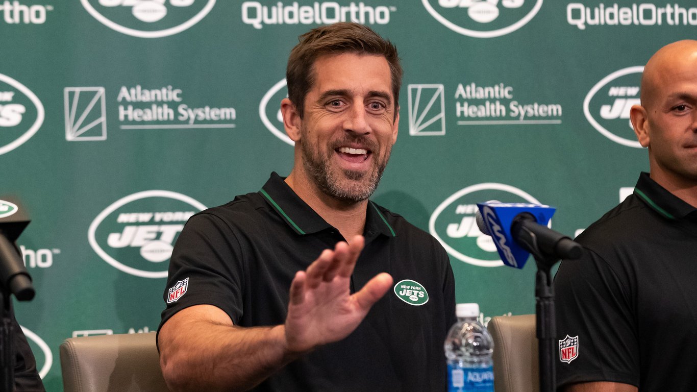 Aaron Rodgers addresses Keith Olbermann remarks during Pat McAfee show – Baltimore Gay Life