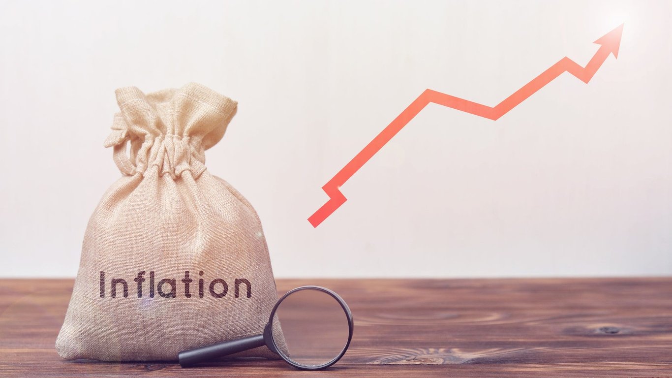 Dodo Finance: PCE inflation surges in July. Will Federal Reserve consider rate hike?
