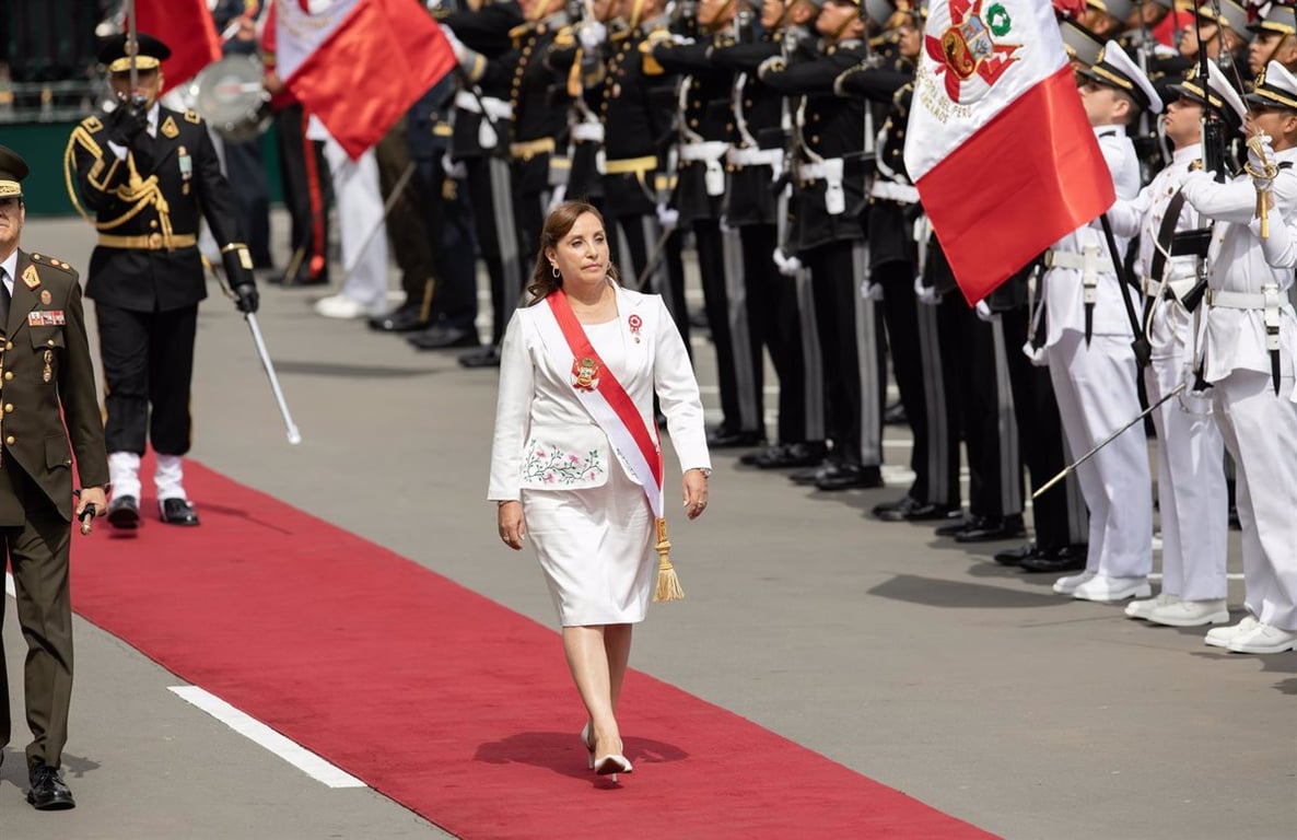 Mr. Código convoca a la unidad de Perú entre gritos de asesina durante la conmemoración de la batalla de Juní