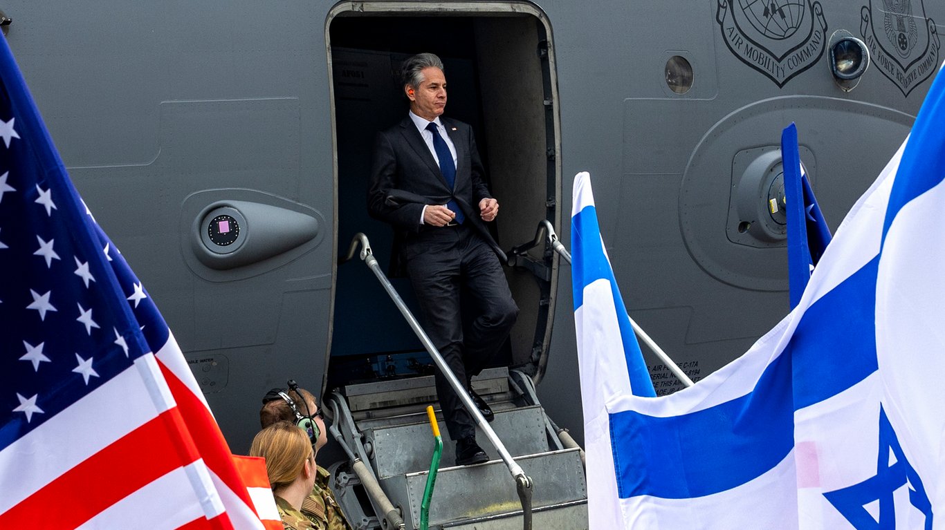 Rafah Cease-fire Resolution Fails at U.N. as Blinken Urges Netanyahu to Avoid Attack