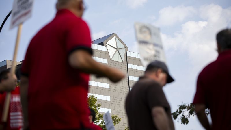 Dodo Finance: UAW union orders 6,800 workers to strike at a major Ram truck facility