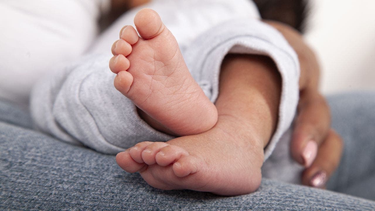 What determines the size of our feet? Heres what goes into it — and what can change it
