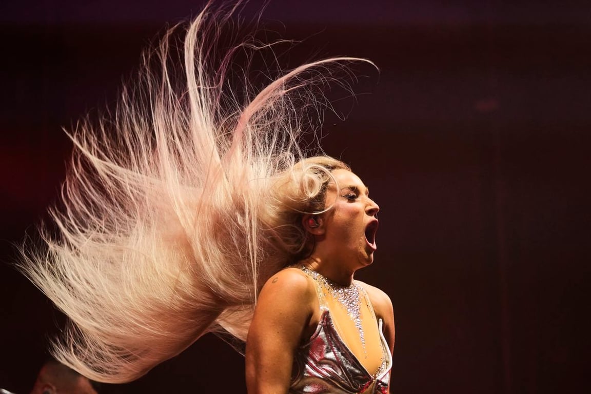 Grammy Latinos 2023 en Sevilla: por qué Shakira y Rosalía lo merecen – Over Karma