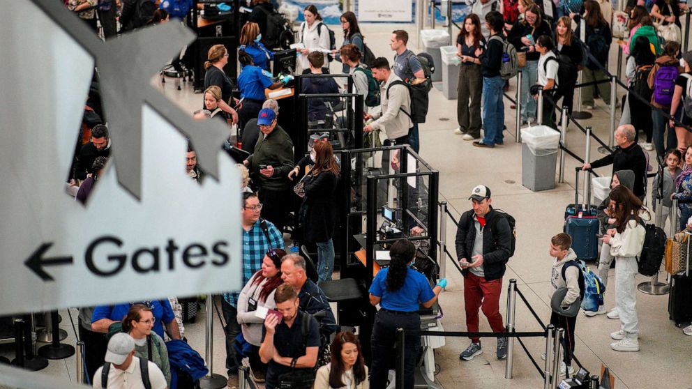 Over 1,500 Flights Canceled in the US Amid Northeast Thunderstorms