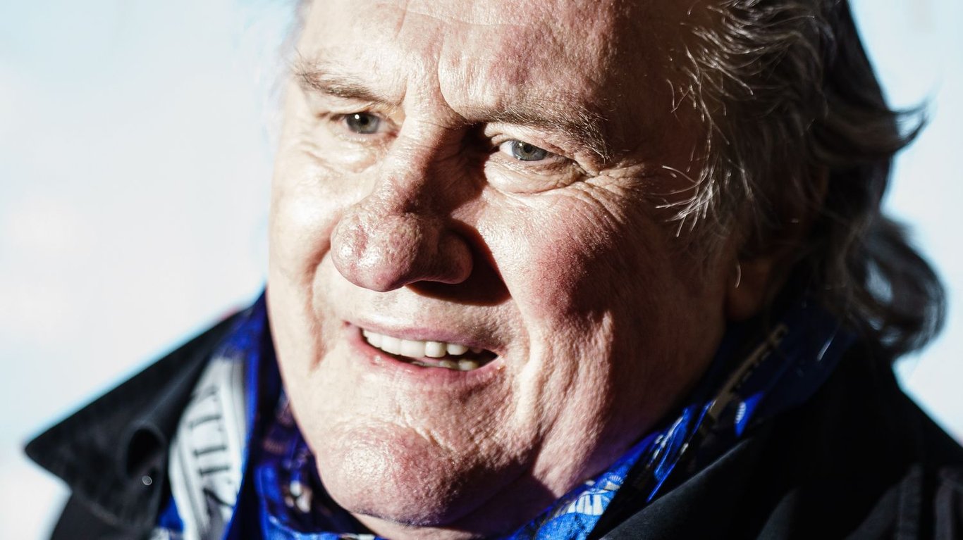 Lettre ouverte de Gérard Depardieu mis en examen pour viols : lavocate de la plaignante se dit choquée et scandalisée