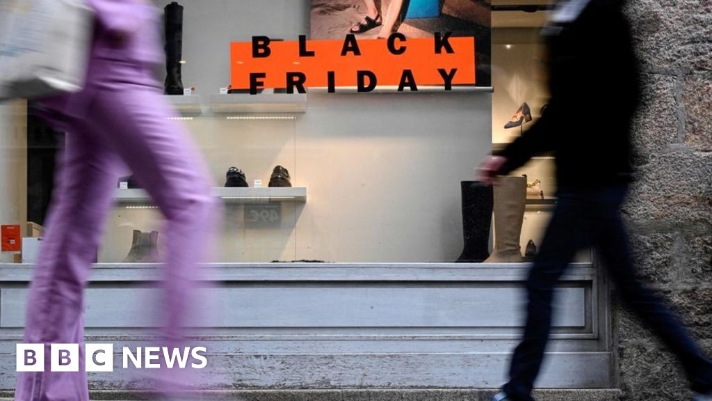 France issues caution on Black Friday clothing deals