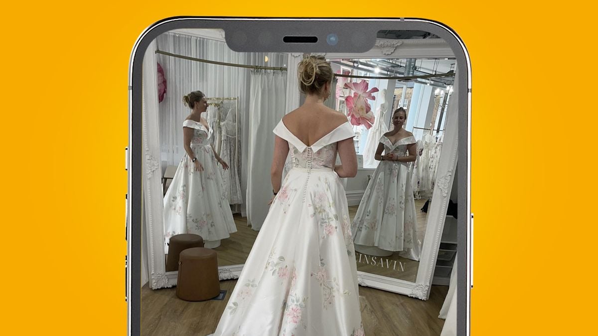 Photo of The News Teller: Unveiling the Mystery behind the Viral Glitch in the Matrix iPhone Wedding Photo