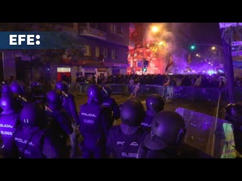 La decimotercera noche de protestas en Radio Centro acaba con 14 detenidos y 9 heridos leves – Agencia EFE