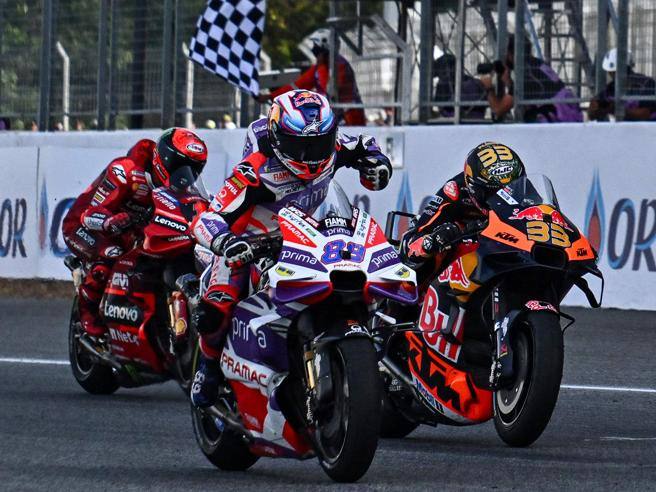 MotoGp di Thailandia, la gara: vince Martin, Bagnaia secondo e resta a +13 in classifica