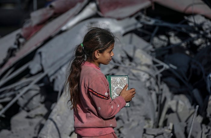 Gaza, raid su una tenda di palestinesi sfollati a Rafah. Hamas: 10 morti – Notizie – Buzznews – Agenzia ANSA