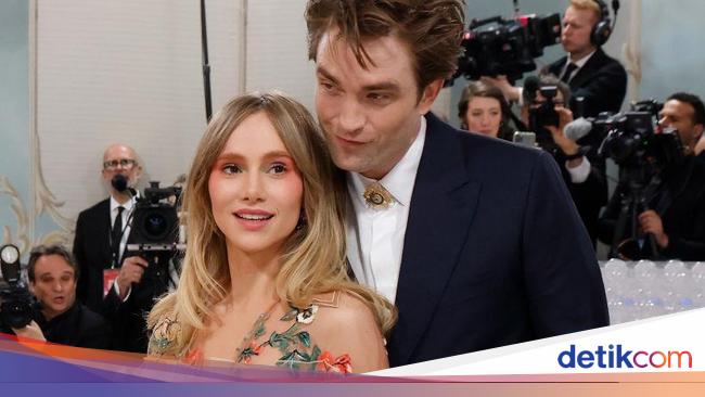 Robert Pattinson dan Suki Waterhouse Sambut Kelahiran Anak Pertama – SAMOSIR News