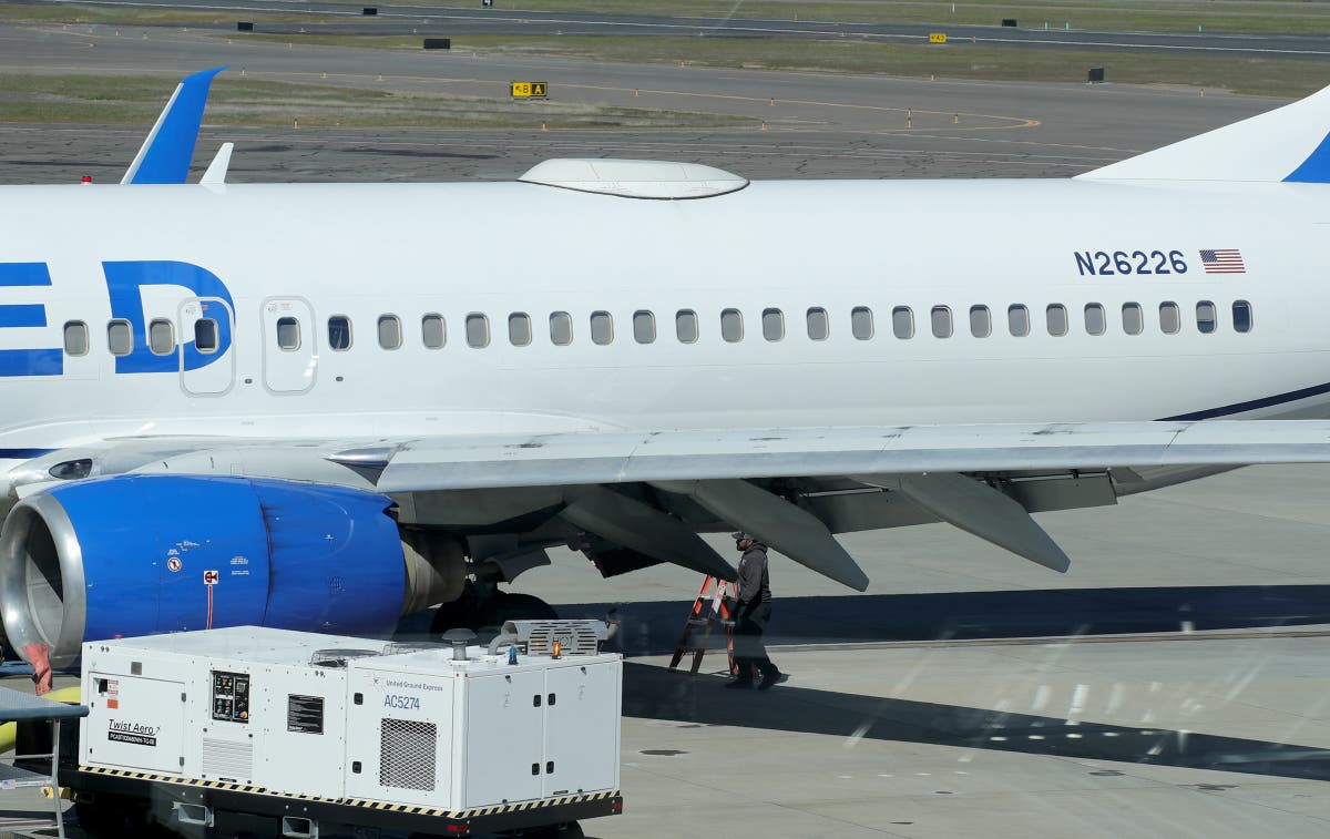 Bio Prep Watch: United flight lands safely despite external panel issue, presenting more challenges for Boeing