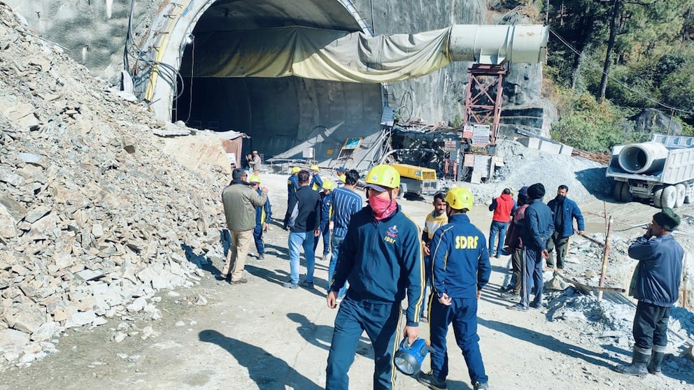 40 Workers Trapped in Collapsed Road Tunnel in North India: Rescuers Race Against Time