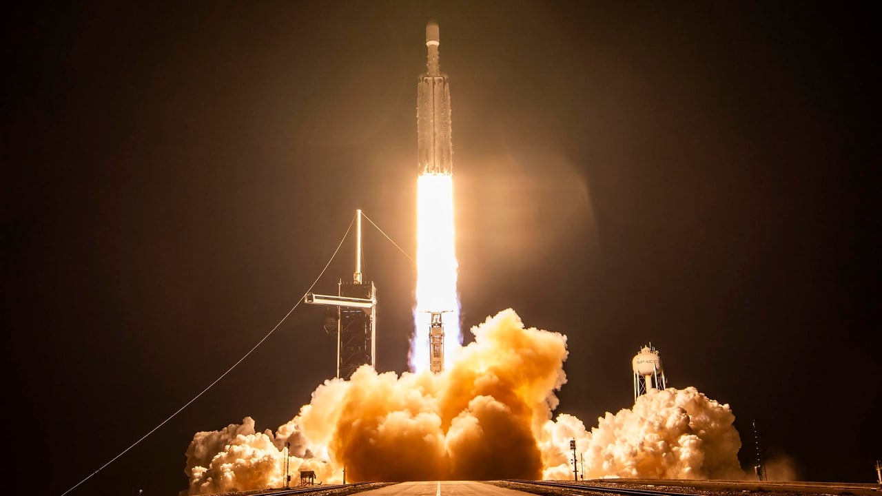Lanciato lo spazioplano militare Boeing X-37B con un razzo SpaceX Falcon Heavy – Aggiornamento hardware