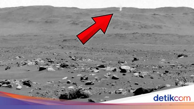 Angin Puting Beliung Terdokumentasi di Mars, Tingginya Diperkirakan 2 Km – Bolamadura