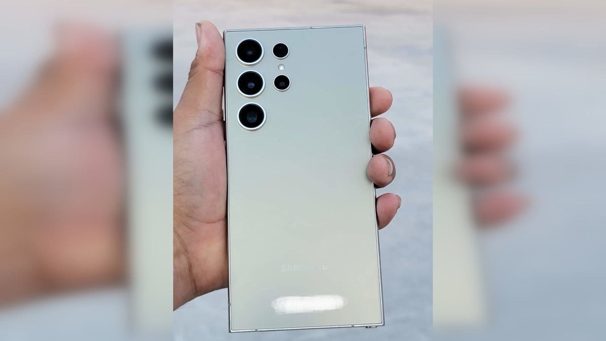 Samsungs Vision of a Flatter Future Revealed in Leaked Galaxy S24 Ultra Hands-On Video