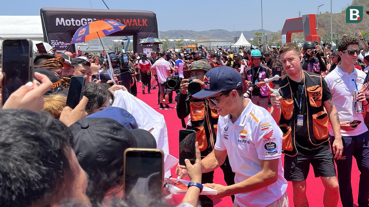 Sprint Race MotoGP Malaysia: Kejadian Marc Marquez Terjatuh di Sudut yang Sama Saat Dibelit Valentino Rossi Tahun 2015 – Bolamadura