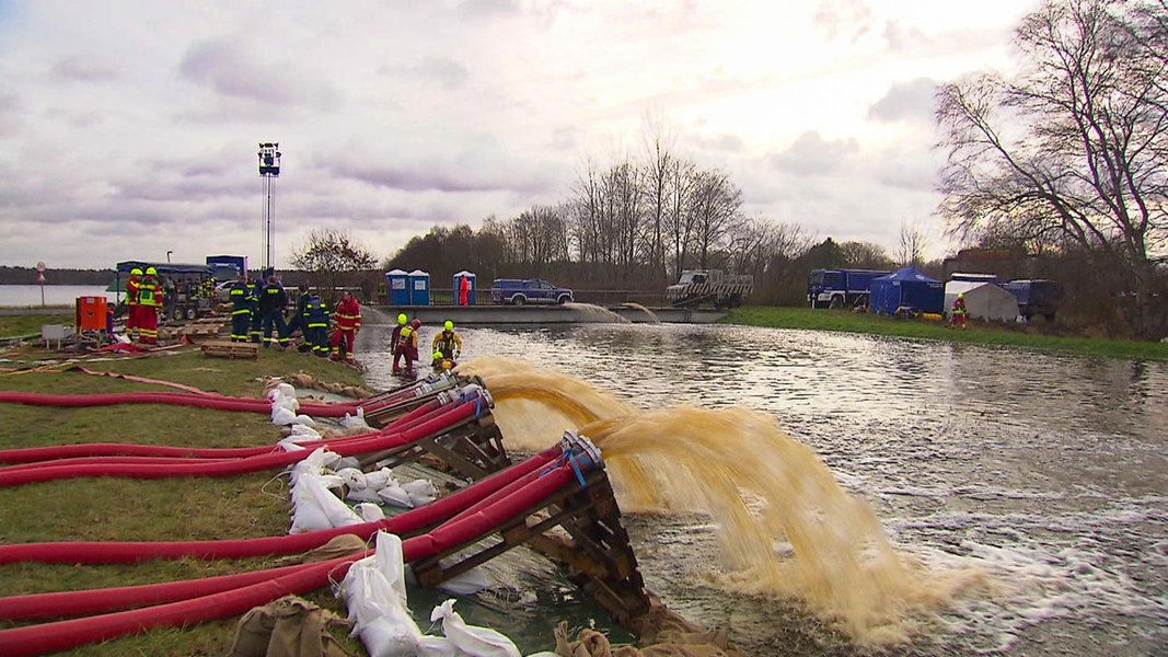 Hochwasser-Liveticker in Niedersachsen: Helikopter bereit – Buzznice.com