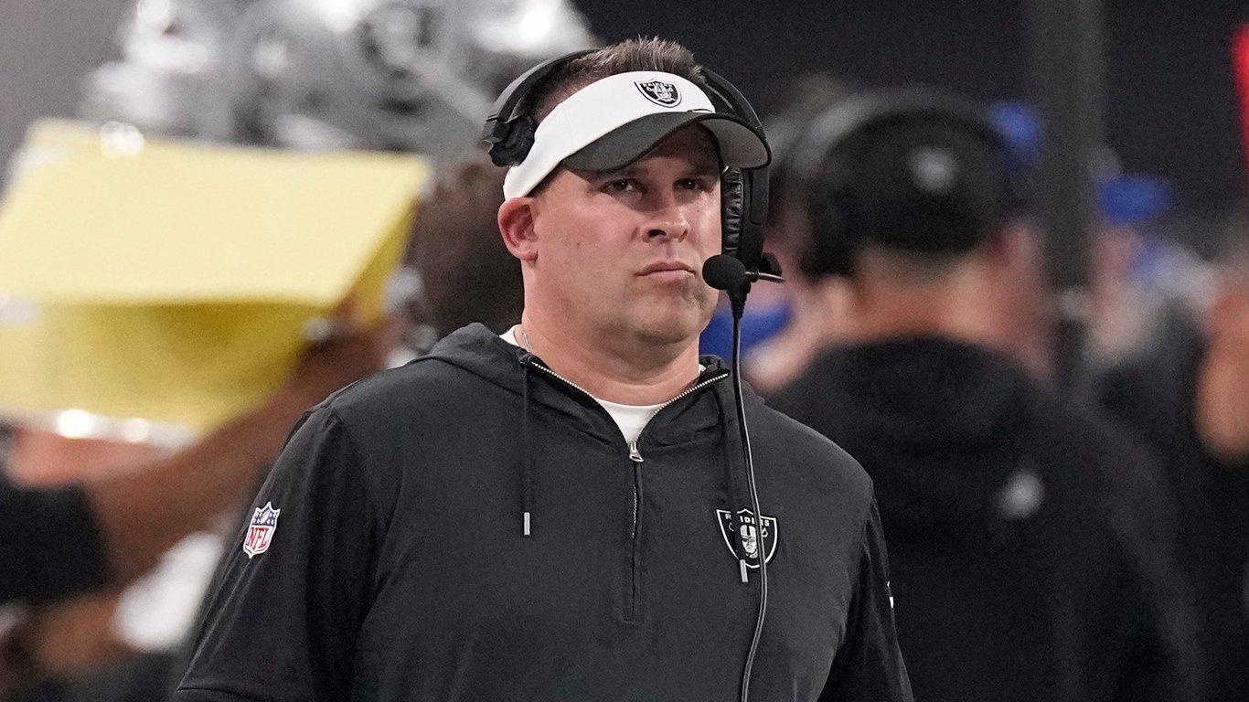 Analyzing NFL Week 3 Winners and Losers: Controversial Field Goal Call by Josh McDaniels Dooms Raiders