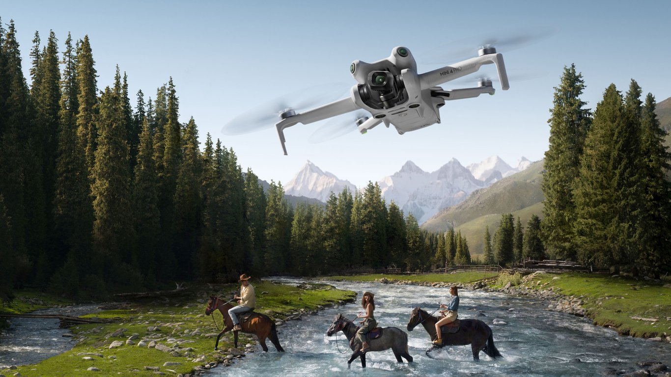 Photo of The New Teller: Introducing the DJI Mini 4 Pro Drone – Discover Omnidirectional Obstacle Sensing, ActiveTrack 360°, and 4K 100fps Slow-Mo Capabilities.