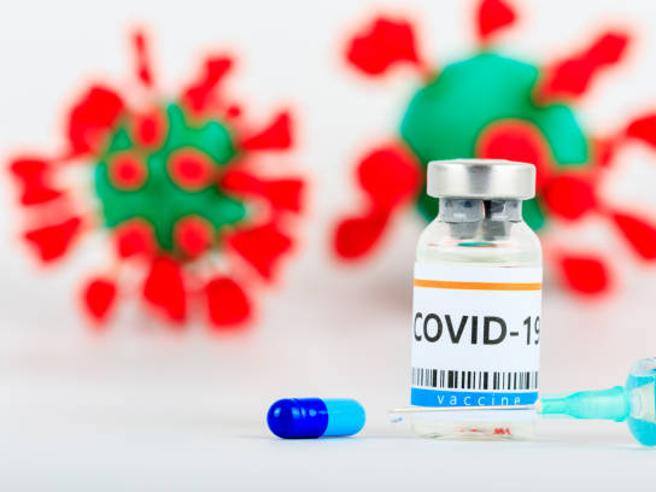 Covid: quali sono i sintomi oggi, e come prevenire la malattia? A chi è consigliato il vaccino?