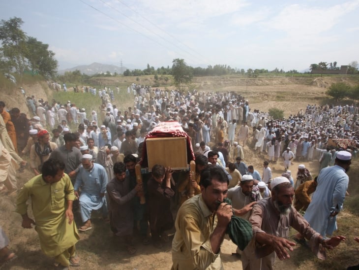 राष्ट्रवाद गुरु – पाकिस्तान में बम विस्फोट की जिम्मेदारी ISIS ने ली: रैली में हुई थी 23 बच्चों समेत 54 की मौत; 10-12 किलो विस…