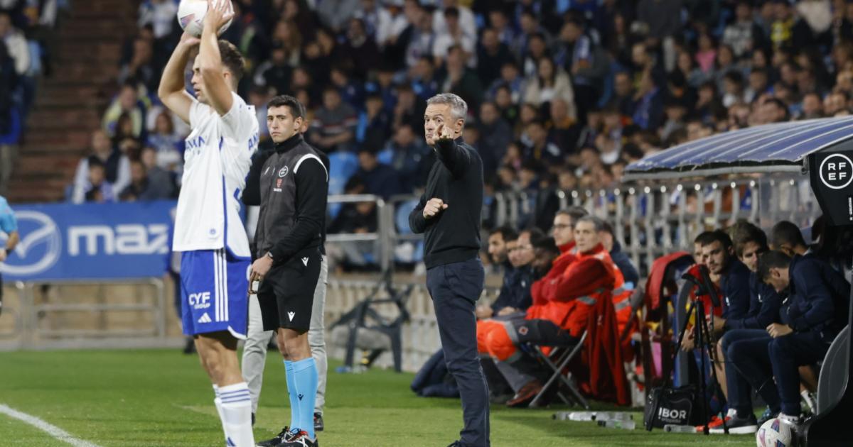 Deporticos: El Huesca respira a costa de un Real Zaragoza moribundo y con el entrenador Fran Escribá sentenciado por la grada