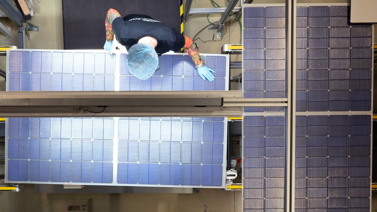 Solarindustrie: Meyer Burger möchte Werk in Sachsen schließen – Buzznice.com