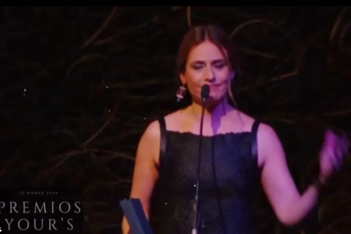 Itziar Ituño celebra un premio entonando una canción que celebra la fuga de dos etarras de la cárcel – El Mundo