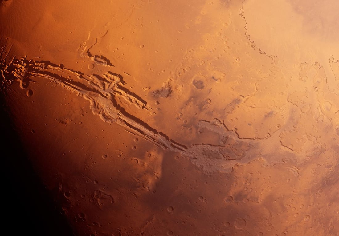 Descubre Valles Marineris, el cañón más grande e impresionante del sistema solar – Mr. Codigo