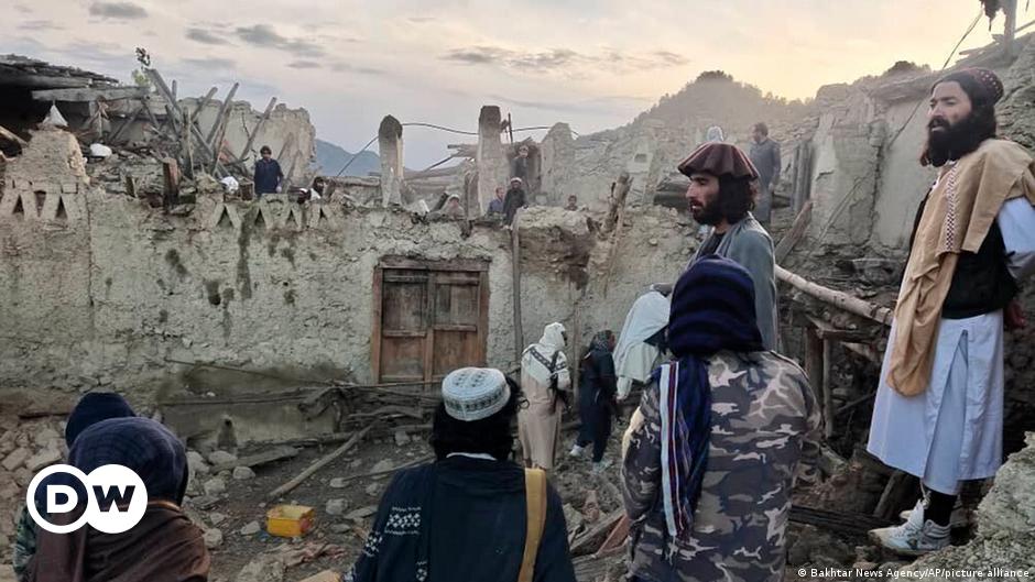Sismo de magnitud 6,3 deja al menos 15 muertos en Afganistán