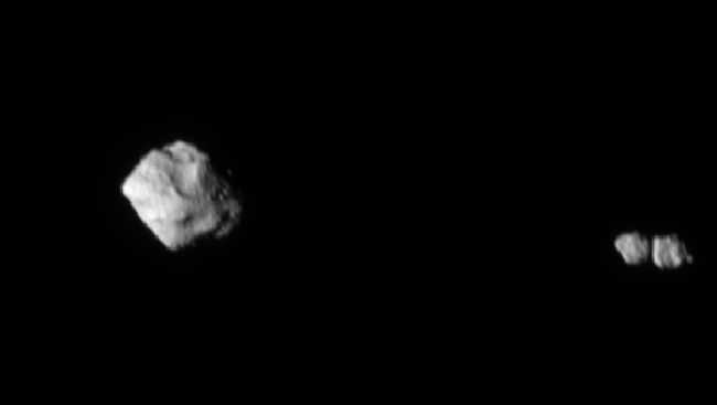 NASA Mengungkap Asteroid Sebesar Pesawat Melesat Menuju Bumi – CNBC Indonesia