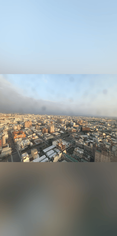 Today, a friend came to find me  
And just so happened to run into a colleague returning to the dorm  
This colleague used to often ask me where I was going when I left, if I wanted to go for a walk together, or to have a meal, and even waited for me to walk back to the dorm after work  

After hearing this, my friend immediately said: Your colleague is chasing you!  
Me:！？Where? No way~ We're not that close, going out together and having meals would be very awkward after a while...  
Friend: The way he looks at you is almost glued to you, and he cares about you! He keeps wanting to find you; what are you really rejecting?  
Me: No way... it’s just normal colleague concern, right~  

In the end, my friend even threatened me: If you complain to me again about not being able to find a boyfriend and that no one likes you, I will really hit you  

Sigh~ No, going out with someone you're not familiar with can be a bit awkward~  
And I don’t feel like he has feelings for me at all  
I also don’t want to be too self-important  
And make the relationship become awkward, you know? 😂