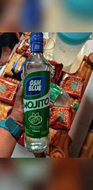 #Scorpio #Foodie #Coffee_addict #No_pressure_meetups #LGBTQ_Rights #Travel